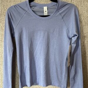 Lululemon Swiftly Tech Long Sleve 2.0. Size 6/small. Sold out color! NWT